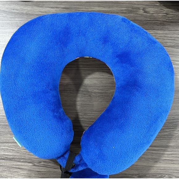 Chumbak Print Travel Neck Pillow for Kids, Comfortable U Shaped With Eye Mask. - Picture 3 of 3